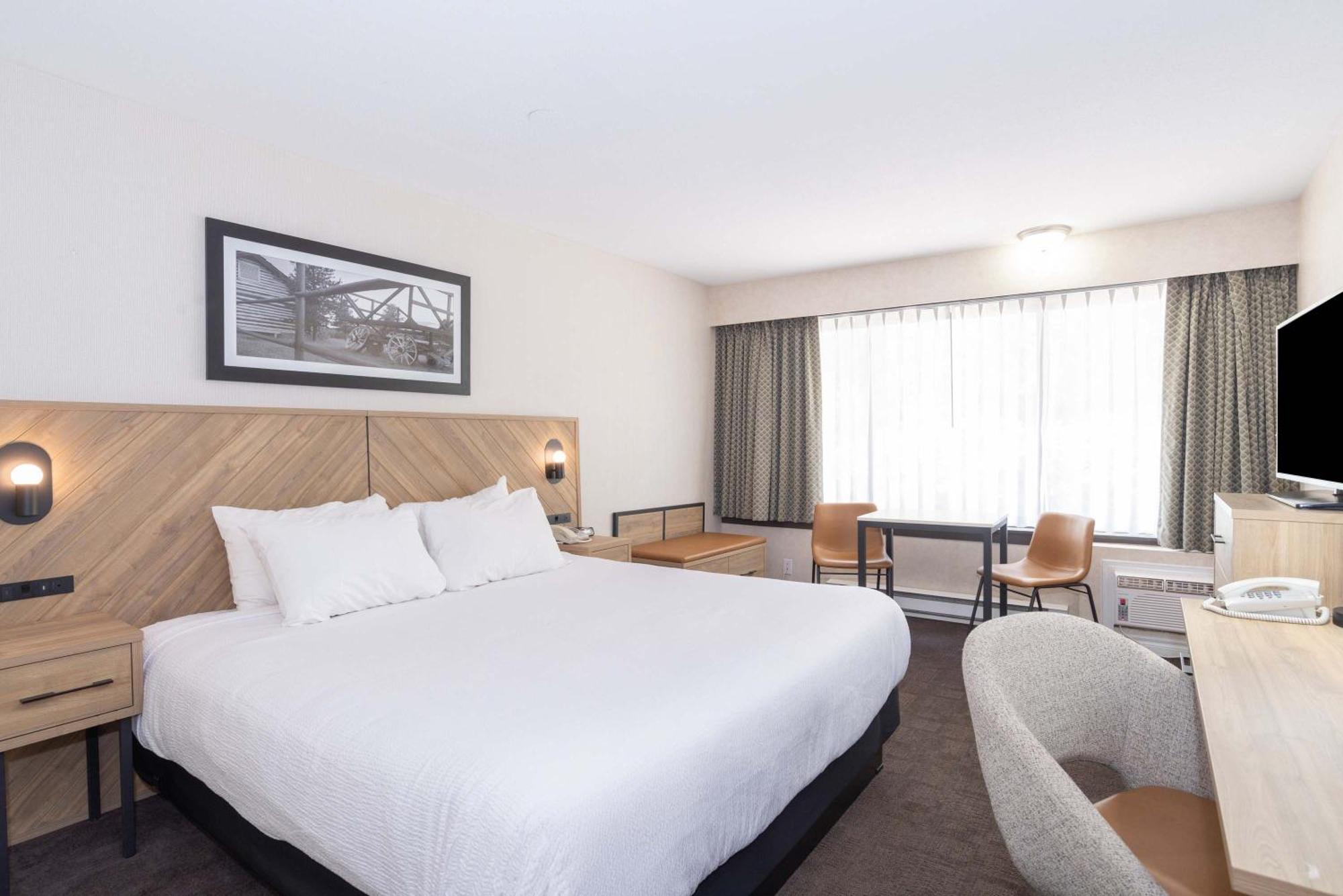 Sandman Hotel Касългар Екстериор снимка